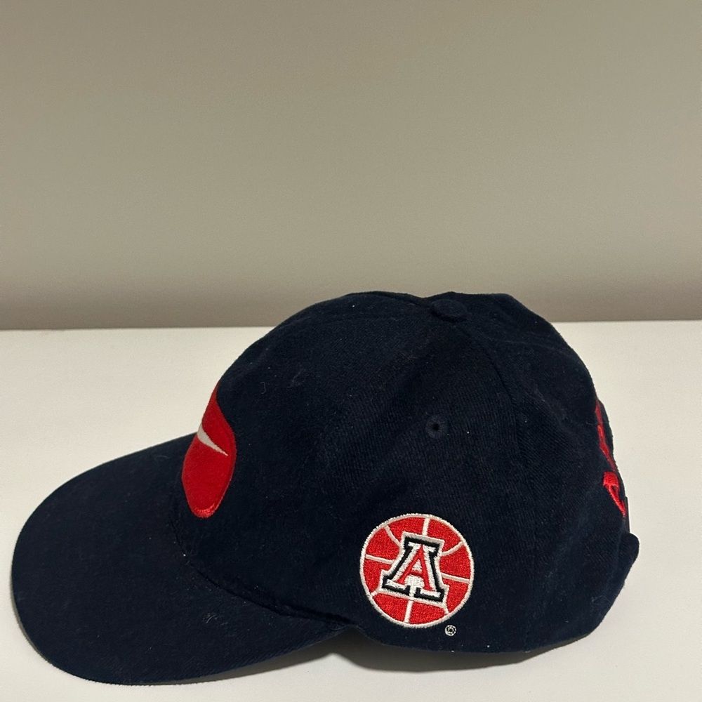 NIKE ARIZONA WILDCATS CAP ADJUSTABLE HAT